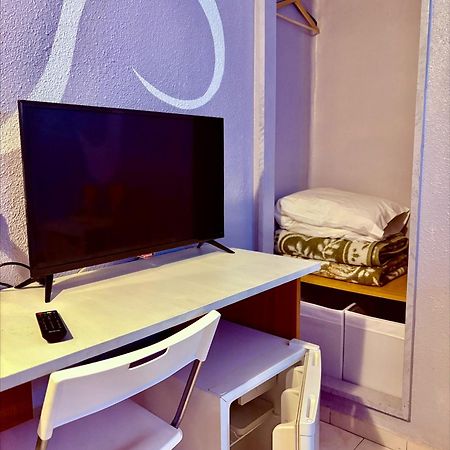 Hostal La Rosa กาเซเรส ภายนอก รูปภาพ